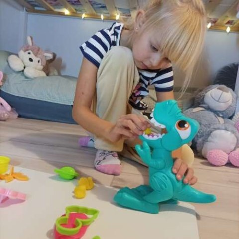 Masa plastyczna- zestaw- dinozaur 22775 Masa plastyczna- zestaw- dinozaur 22775