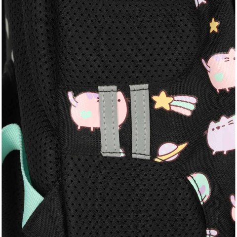 Plecak szkolny młodzieżowy czterokomorowy Pusheen 22L czarny Plecak szkolny młodzieżowy czterokomorowy Pusheen 22L czarny