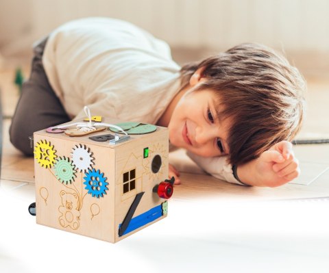 Kostka manipulacyjna drewniana sensoryczna 20,5cm Kostka manipulacyjna drewniana sensoryczna 20,5cm