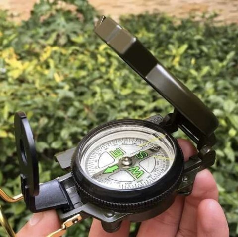 Kompas militarny KM5717 Kompas militarny KM5717