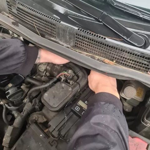 Licznik motogodzin pracy silnika Xtrobb 19926 Licznik motogodzin pracy silnika Xtrobb 19926