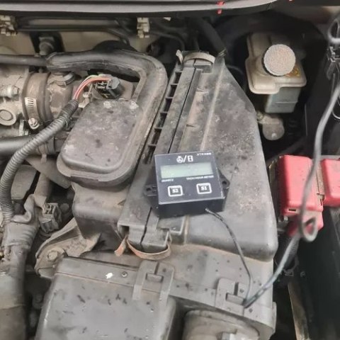 Licznik motogodzin pracy silnika Xtrobb 19926 Licznik motogodzin pracy silnika Xtrobb 19926