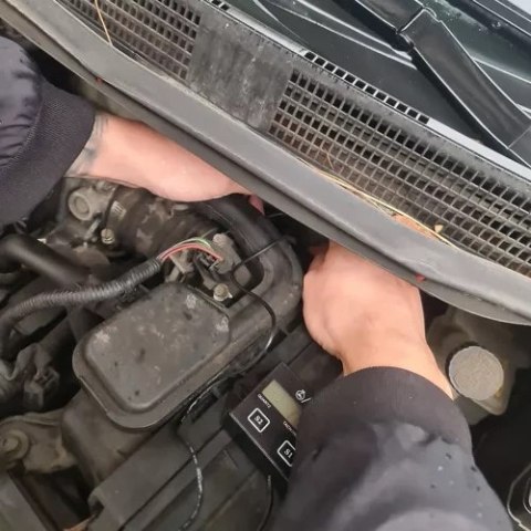 Licznik motogodzin pracy silnika Xtrobb 19926 Licznik motogodzin pracy silnika Xtrobb 19926