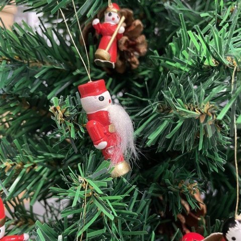 ZAWIESZKI DREWNIANE / BOMBKI NA CHOINKĘ 30 szt ZAWIESZKI DREWNIANE / BOMBKI NA CHOINKĘ 30 szt