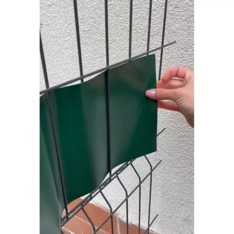 Taśma ogrodzeniowa 19cmx35m 450g/m2 zielona 23699 Taśma ogrodzeniowa 19cmx35m 450g/m2 zielona 23699