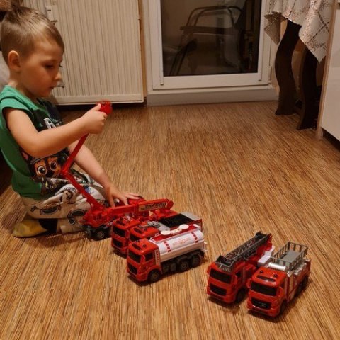 Zestaw samochodów - straż pożarna Kruzzel 24631 Zestaw samochodów - straż pożarna Kruzzel 24631