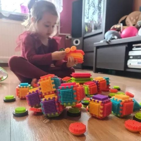 Klocki konstrukcyjne- jeżyki 192szt. Kruzzel 20376 Klocki konstrukcyjne- jeżyki 192szt. Kruzzel 20376